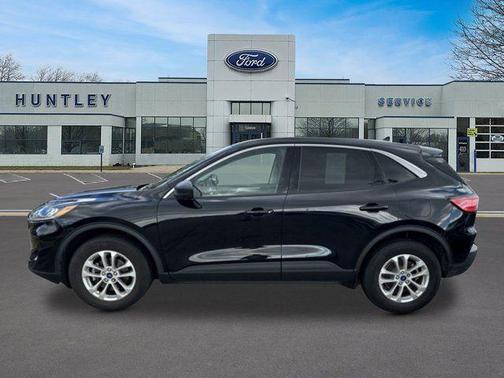 Agate Black Metallic 2022 Ford Escape SE