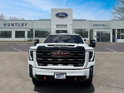 2024 GMC Sierra 2500 AT4