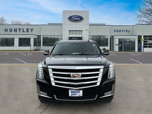 2018 Cadillac Escalade Luxury
