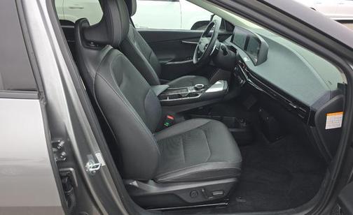 2023 Kia EV6 Wind