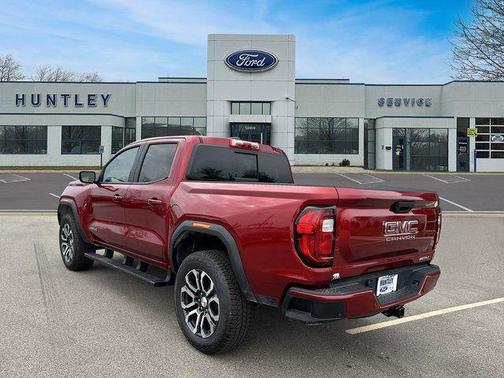 2024 GMC Canyon AT4