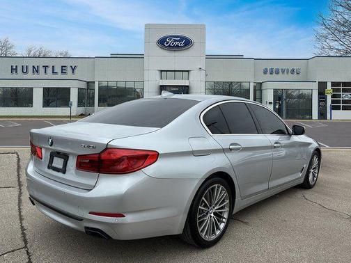 2019 BMW 540 540i