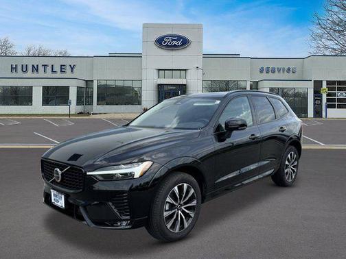 Onyx Black Metallic 2025 Volvo XC60 B5 Core