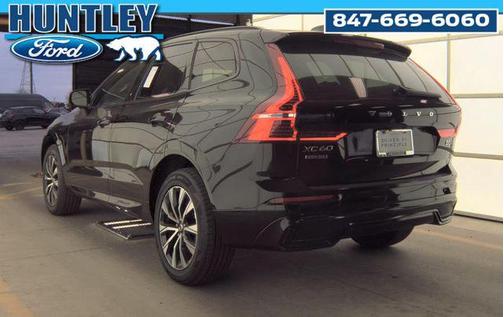 Onyx Black Metallic 2025 Volvo XC60 B5 Core