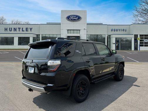 2024 Toyota 4Runner TRD Off Road Premium