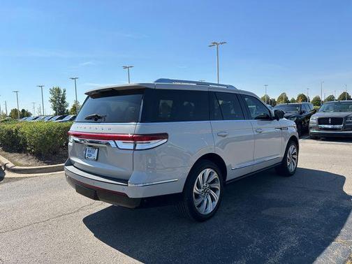2022 Lincoln Navigator Reserve