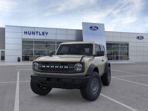 Desert Sand 2025 Ford Bronco Base