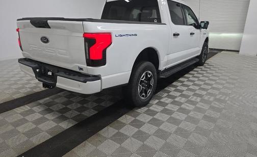 2022 Ford F-150 Lightning XLT