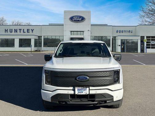 2022 Ford F-150 Lightning XLT