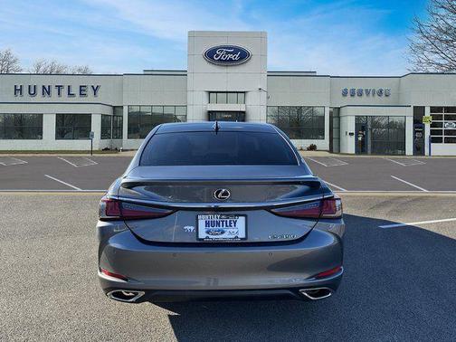 2021 Lexus ES 350 Base