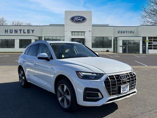 2023 Audi Q5 40 Premium Plus