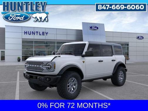 Oxford White 2025 Ford Bronco Badlands