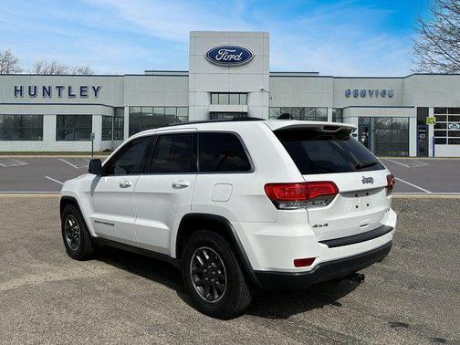 2016 Jeep Grand Cherokee Laredo