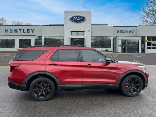2021 Ford Explorer ST