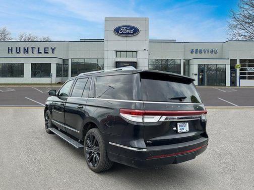 2023 Lincoln Navigator Reserve