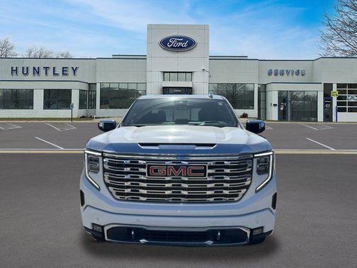 Summit White 2024 GMC Sierra 1500 Denali