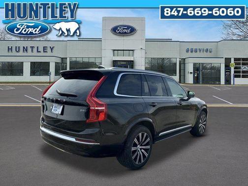 Onyx Black Metallic 2024 Volvo XC90 B5 Core Bright Theme