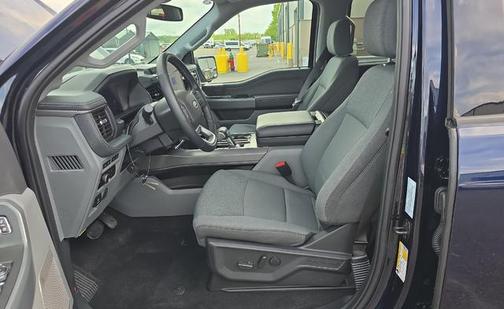 2024 Ford F-150 Lightning Flash