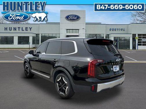 Ebony Black 2023 Kia Telluride S