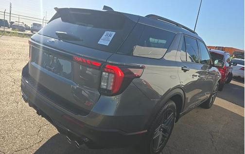Carbonized Gray Metallic 2025 Ford Explorer ST