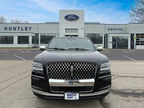 2022 Lincoln Navigator Black Label