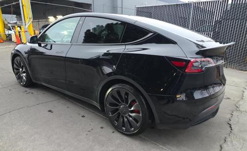 2023 Tesla Model Y Performance Dual Motor All-Wheel Drive