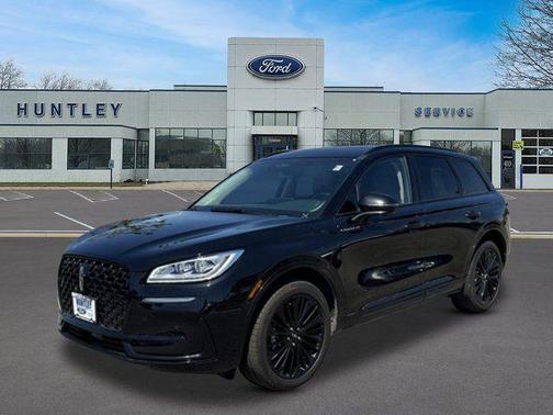 Infinite Black Metallic Clearcoat 2023 Lincoln Corsair Reserve