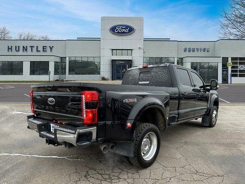 2023 Ford F-450 Lariat