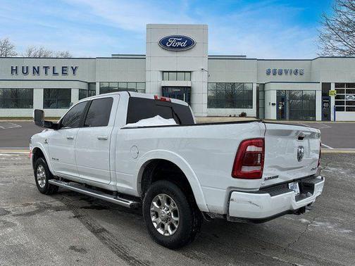 2021 RAM 3500 Laramie Crew Cab 4x4 6'4' Box