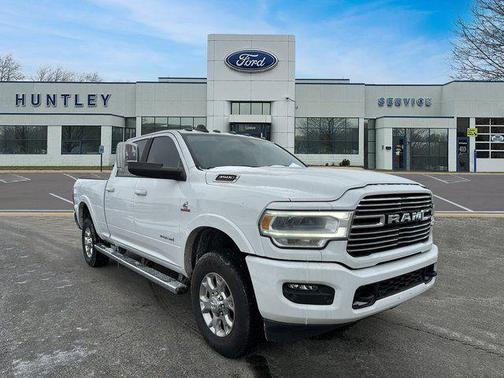 2021 RAM 3500 Laramie Crew Cab 4x4 6'4' Box