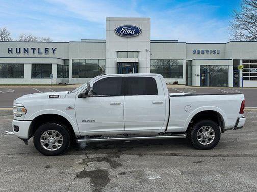 2021 RAM 3500 Laramie Crew Cab 4x4 6'4' Box
