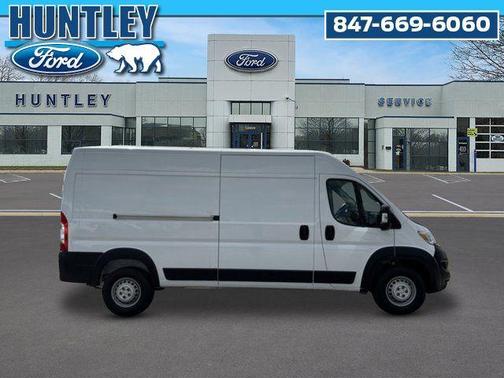 Bright White Clearcoat 2025 RAM ProMaster 2500 Tradesman