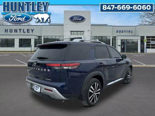 2024 Nissan Pathfinder Platinum FWD