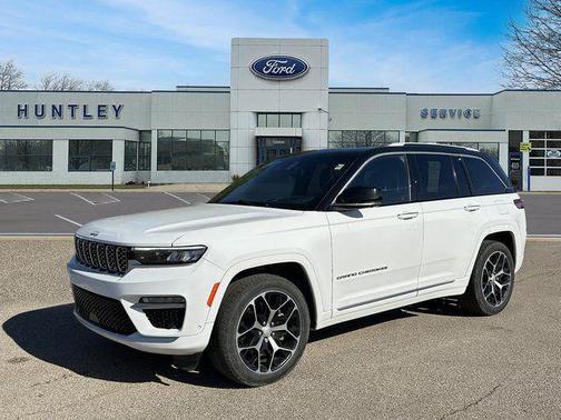 Bright White Clearcoat 2022 Jeep Grand Cherokee Summit