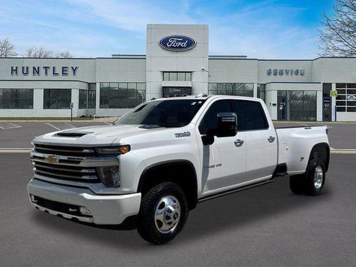 Iridescent Pearl Tricoat 2022 Chevrolet Silverado 3500 High Country