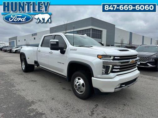 Iridescent Pearl Tricoat 2022 Chevrolet Silverado 3500 High Country