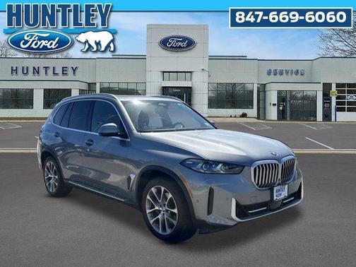 Gray Metallic 2024 BMW X5 xDrive40i