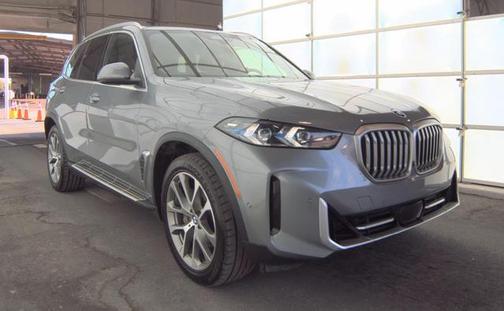 Gray Metallic 2024 BMW X5 xDrive40i