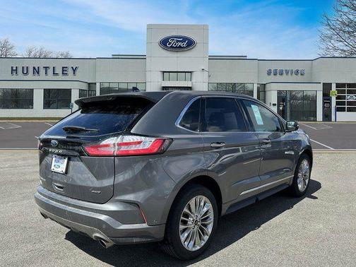 2021 Ford Edge Titanium