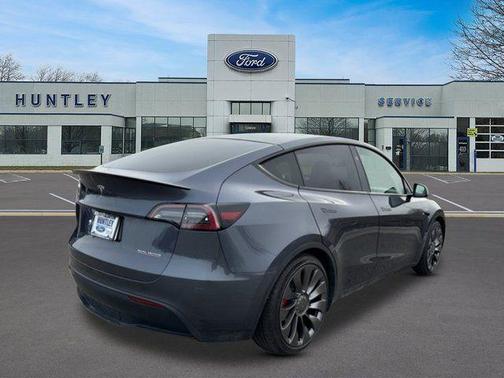 2023 Tesla Model Y Performance Dual Motor All-Wheel Drive