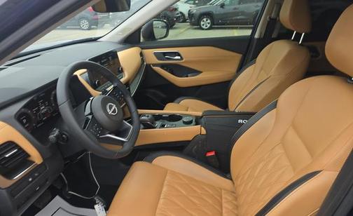 2022 Nissan Rogue Platinum