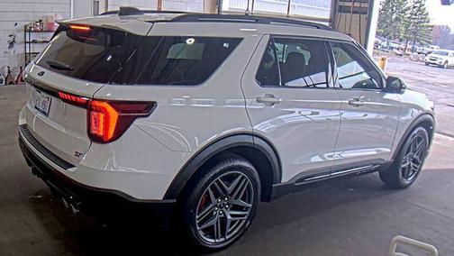 Star White Metallic Tri-Coat 2025 Ford Explorer ST