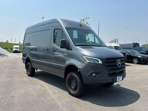 2023 Mercedes-Benz Sprinter 2500 Standard Roof