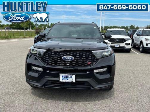 Agate Black Metallic 2023 Ford Explorer ST