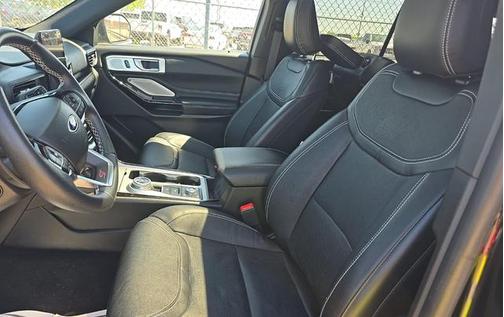 Agate Black Metallic 2023 Ford Explorer ST