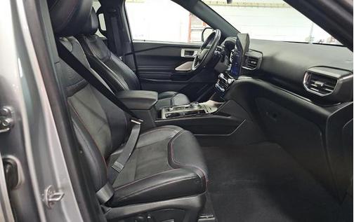 Silver Metallic 2023 Ford Explorer ST