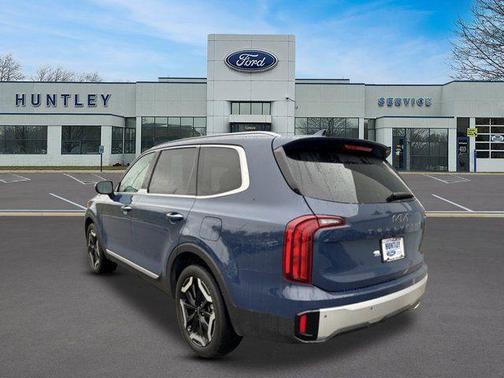 2023 Kia Telluride S