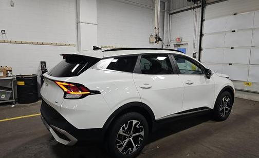 2023 Kia Sportage Hybrid EX