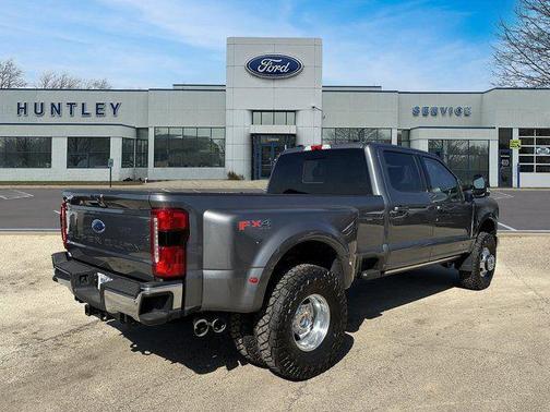 2024 Ford F-350 Lariat