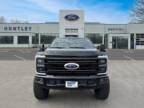 2025 Ford F-250 Platinum